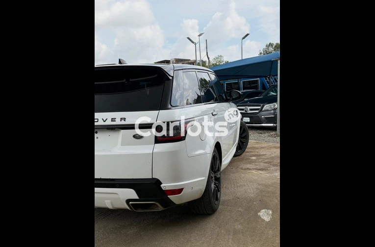 RANGE ROVER SPORT 2020 — CLEAN FOREIGN USED | ABUJA for sale in Asokoro, FCT - thumbnail 7
