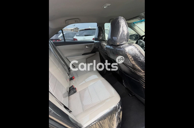 Foreign Used 2015 TOYOTA CAMRY — SMOOTH & COMFORTABLE for sale in Asokoro, FCT - thumbnail 4