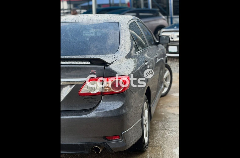 TOYOTA COROLLA 2013 — RELIABLE DAILY RIDE | ABUJA for sale in Asokoro, FCT - thumbnail 6