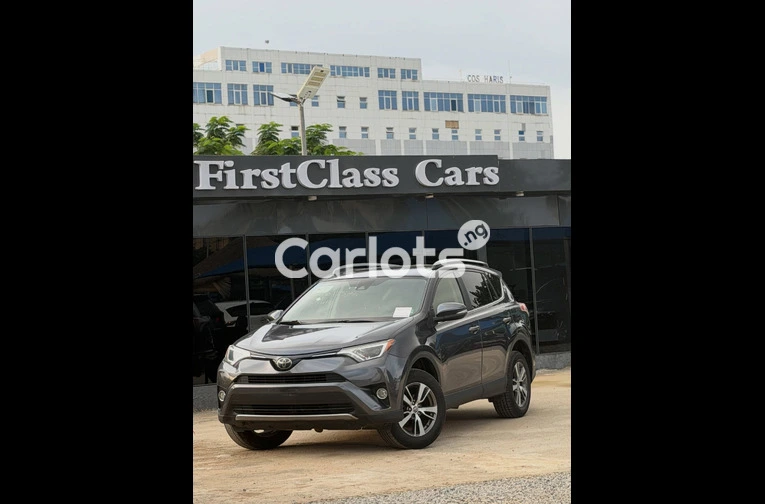 Foreign Used Toyota RAV4 2018 for sale in Asokoro, Abuja - photo 1 of 7