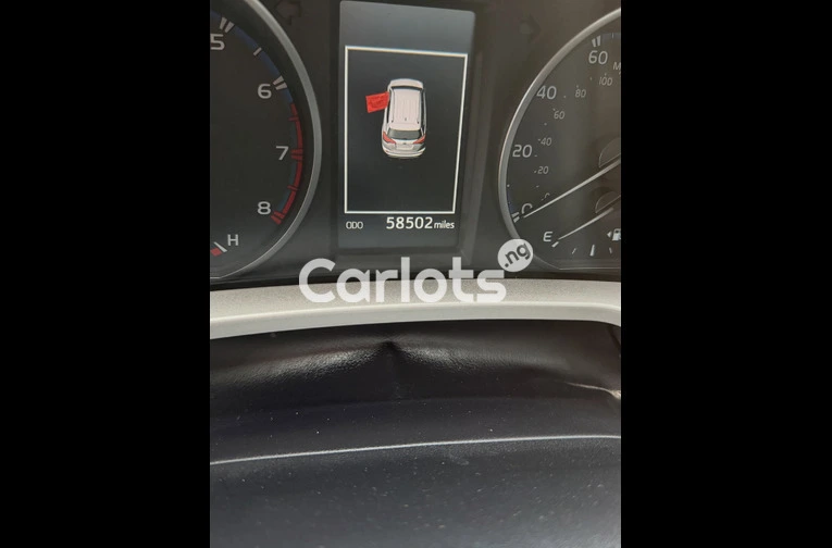 FOREIGN USED TOYOTA RAV4 — 2018 MODEL - 3