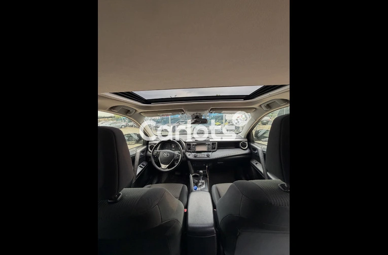 Foreign Used Toyota RAV4 2018 for sale in Asokoro, Abuja - photo 4 of 7