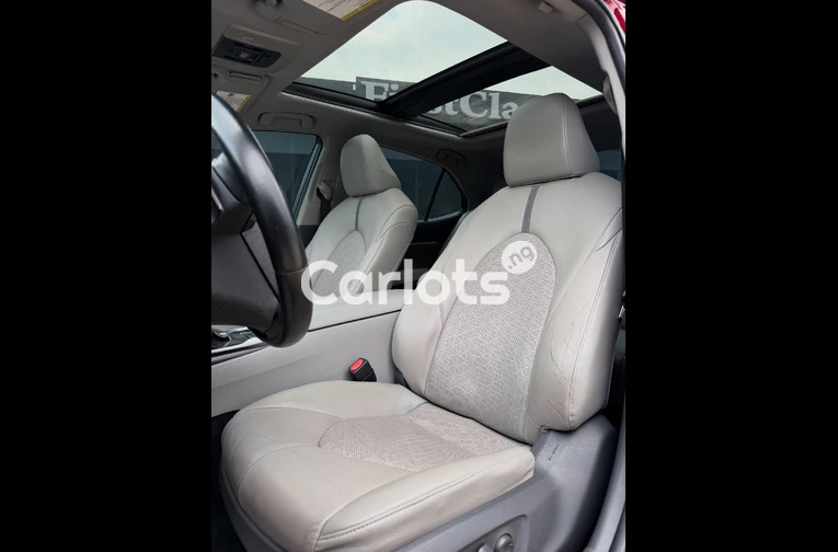 2018 CAMRY XSE — ASOKORO | FOREIGN USED | ₦24M for sale in FCT - thumbnail 5