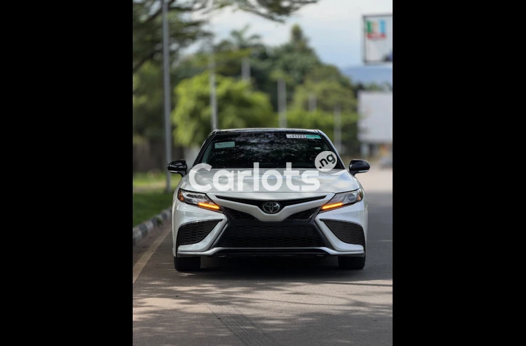 2021 TOYOTA CAMRY XSE — CLEAN &amp; SPORTY | ₦36.5M for sale in Asokoro, FCT - photo 2 of 7
