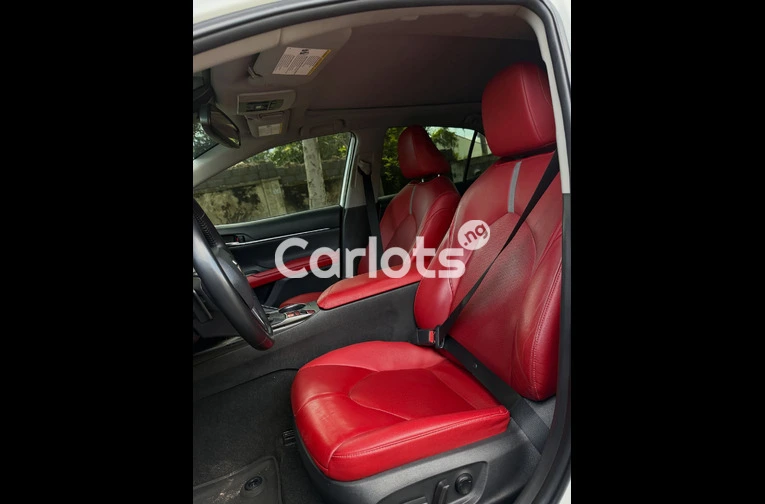 2021 TOYOTA CAMRY XSE — CLEAN &amp; SPORTY | ₦36.5M for sale in Asokoro, FCT - thumbnail 6