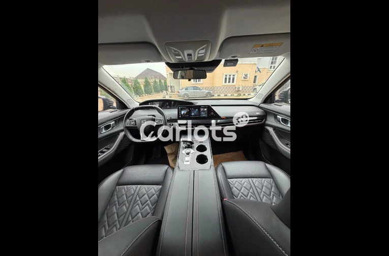 BRAND NEW 2023 CHANGAN UNI-K for sale in Garki, FCT - thumbnail 3