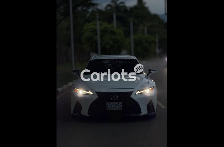 2021 LEXUS IS350 - 2