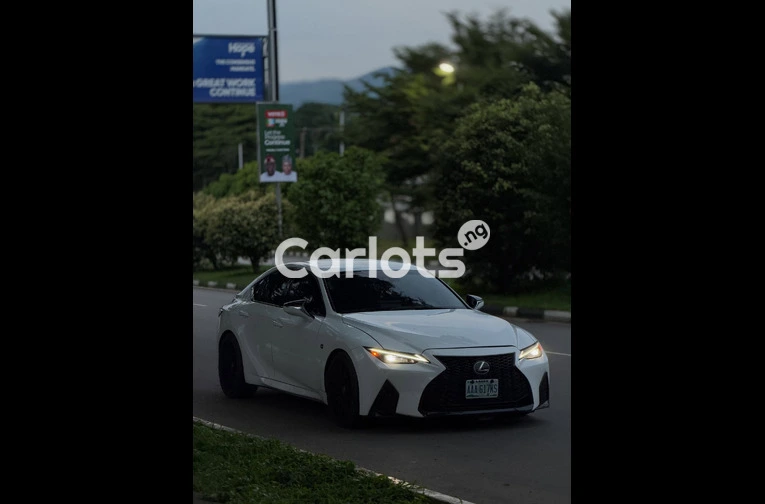 2021 LEXUS IS350 - 3