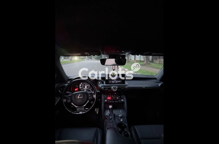 2021 LEXUS IS350 - 5