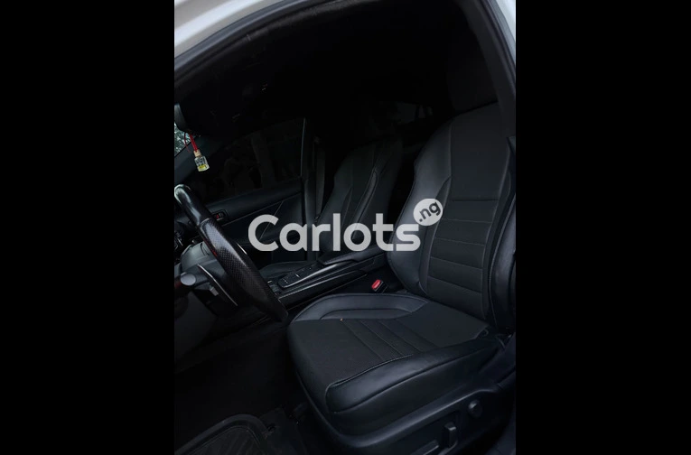 Nigerian Used Lexus IS 350 2021 for sale in Asokoro, Abuja - thumbnail 6