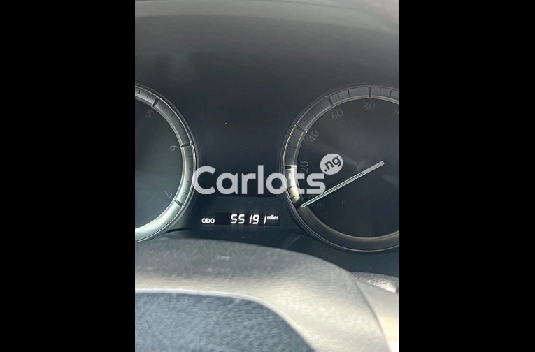 Used 2018 Lexus LX570 Premium High Specification - 2/7