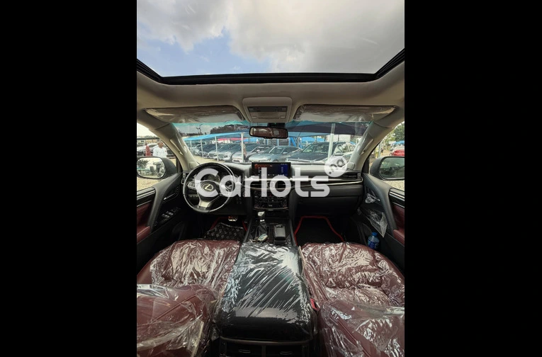 Foreign Used 2015 Lexus LX570 Facelifted to 2022 – Serious Buyers Only for sale in Asokoro, FCT - thumbnail 4