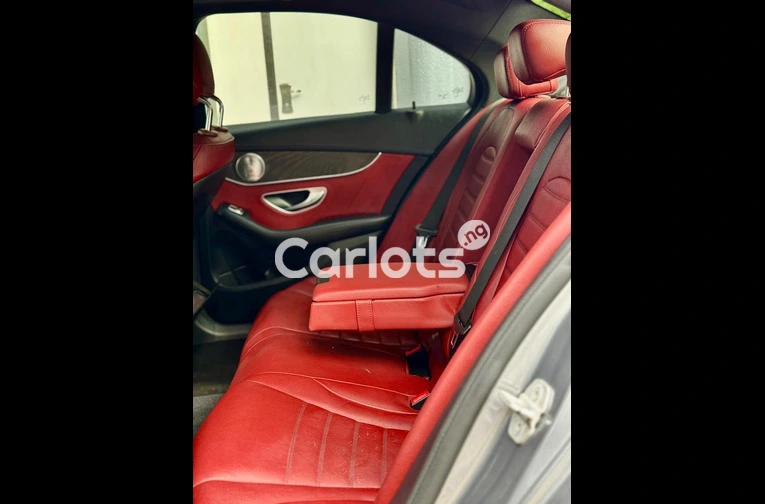 Foreign Used 2016 Mercedes Benz C 400 for sale in Abuja, FCT - photo 5 of 7