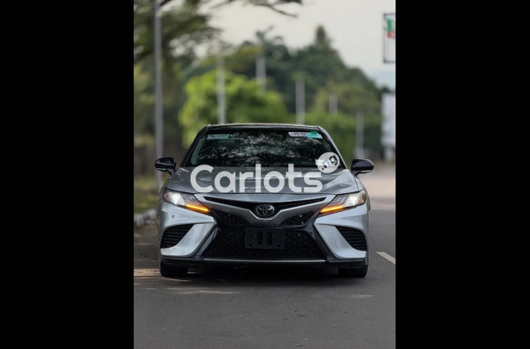 Clean Tokunbo Toyota Camry XSE – 2018 Model for sale in Asokoro, FCT - photo 2 of 7