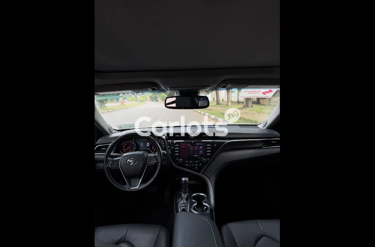 Clean Tokunbo Toyota Camry XSE – 2018 Model for sale in Asokoro, FCT - thumbnail 5