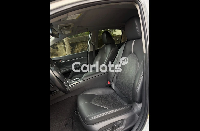 Clean Tokunbo Toyota Camry XSE – 2018 Model for sale in Asokoro, FCT - photo 6 of 7