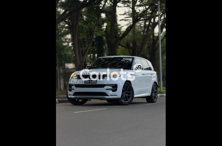 Clean 2023 Range Rover Sport – Ready to Drive