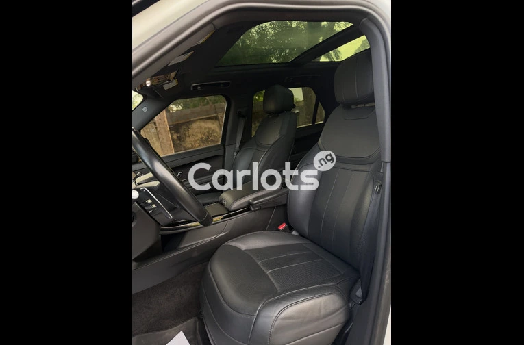 Foreign Used Clean 2023 Range Rover Sport – Ready to Drive for sale in Asokoro, FCT - photo 6 of 7