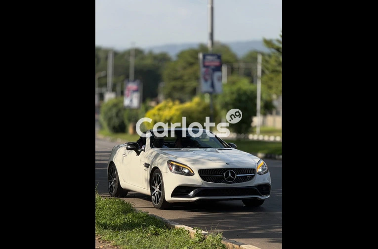 2017 Mercedes SLC43 AMG – Foreign Used | Asokoro for sale in FCT - thumbnail 3