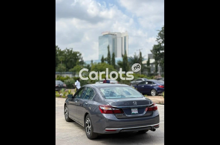 Foreign used ⚡️⚡️⚡️ Honda Accord 2016 model with Duty for sale in Abuja, FCT - thumbnail 7