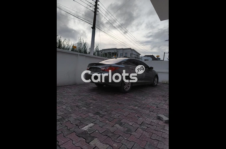 Nigerian Used 2012 Hyundai Sonata Limited-Edition for sale in Ajah, Lagos - thumbnail 6