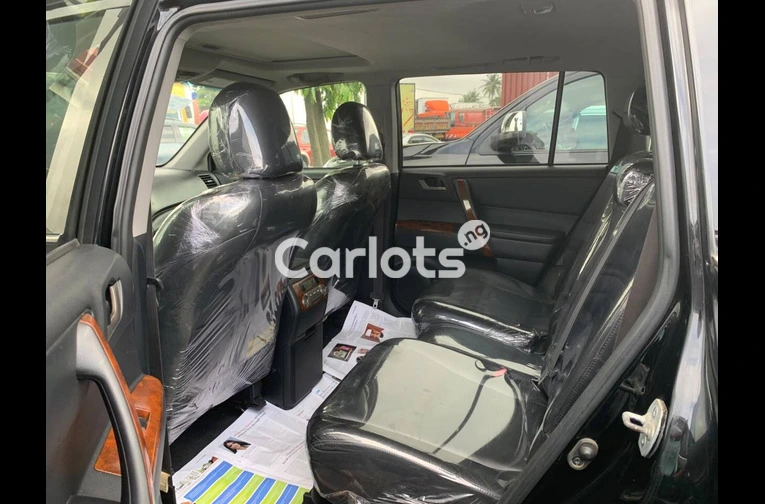 2009 TOYOTA HIGHLANDER LIMITED EDITION for sale in Apapa, Lagos - thumbnail 4