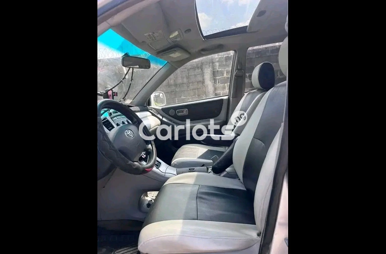 Tokunbo Toyota Highlander 2009 - 2