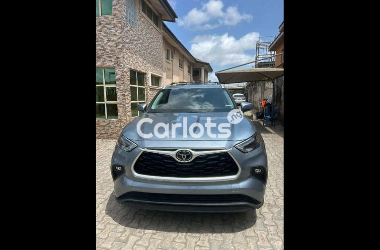 Toyota Highlander 2022