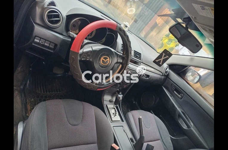 Mazda 3 - 4