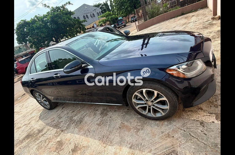 Clean Tokunbo 2016 Mercedes Benz C300 4MATIC AWD - Thumbstart, Low Mileage