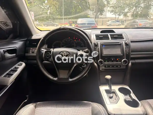 Foreign Used TOYOTA CAMRY 2014 for sale in Garki, FCT - thumbnail 2