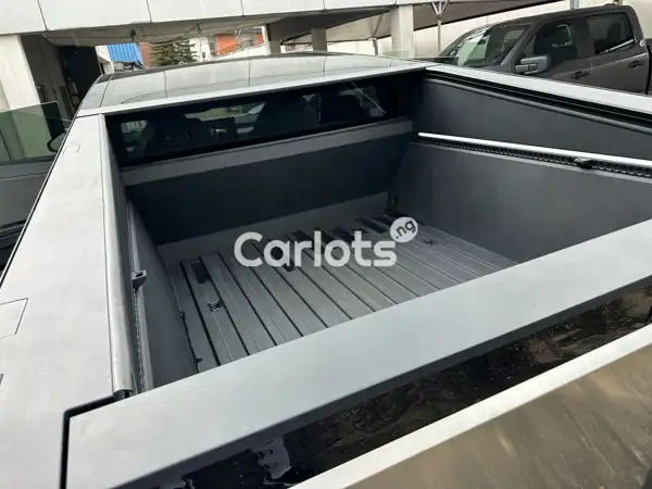 Foreign Used 2024 Cybertruck for sale in Surulere, Lagos - thumbnail 6