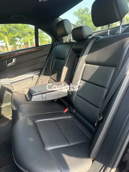 Foreign Used 2015 MERCEDES BENZ E350 for sale in Jahi, FCT - thumbnail 4