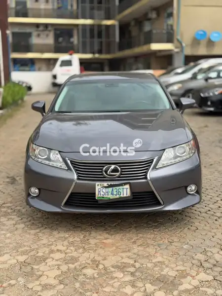 Nigerian Used 2015 Lexus ES350 for sale in Jahi, FCT