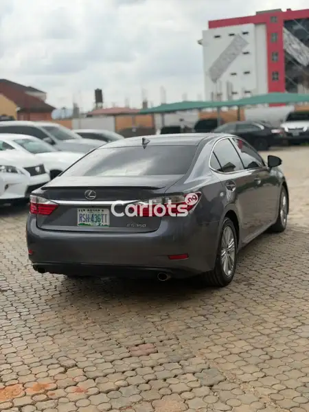 Nigerian Used 2015 Lexus ES350 for sale in Jahi, FCT - thumbnail 3