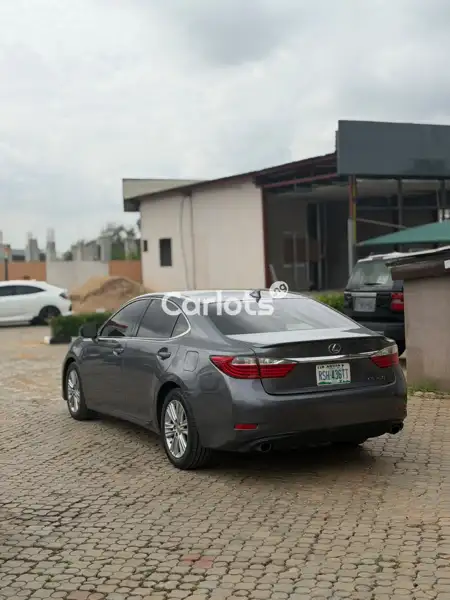 Nigerian Used 2015 Lexus ES350 for sale in Jahi, FCT - thumbnail 6