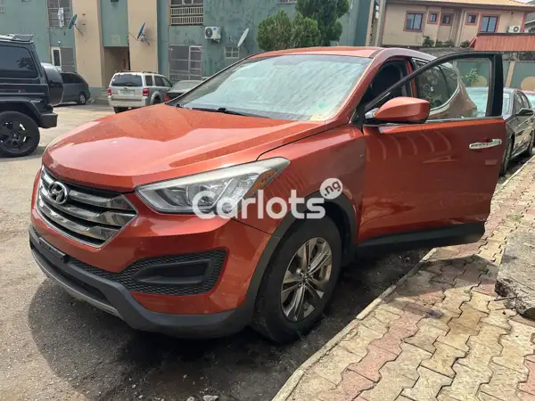 Foreign Used 2014 Hyundai Santa Fe Sport for sale in Ketu, Lagos - thumbnail 4