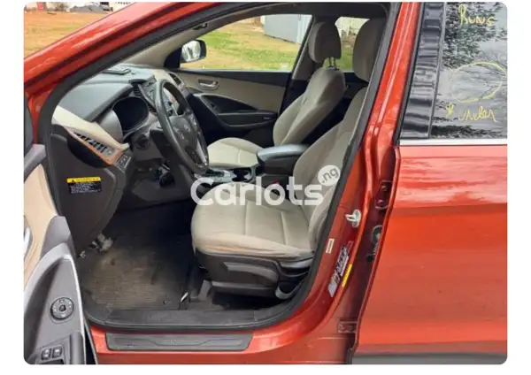 Foreign Used 2014 Hyundai Santa Fe Sport for sale in Ketu, Lagos - thumbnail 5