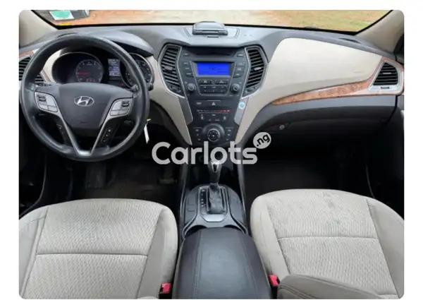 Foreign Used 2014 Hyundai Santa Fe Sport for sale in Ketu, Lagos - thumbnail 6