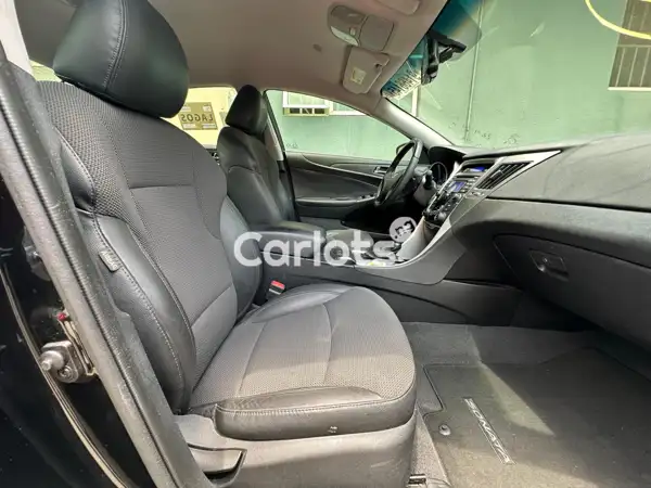 Foreign Used 2013 Hyundai Sonata SE for sale in Ketu, Lagos - thumbnail 5