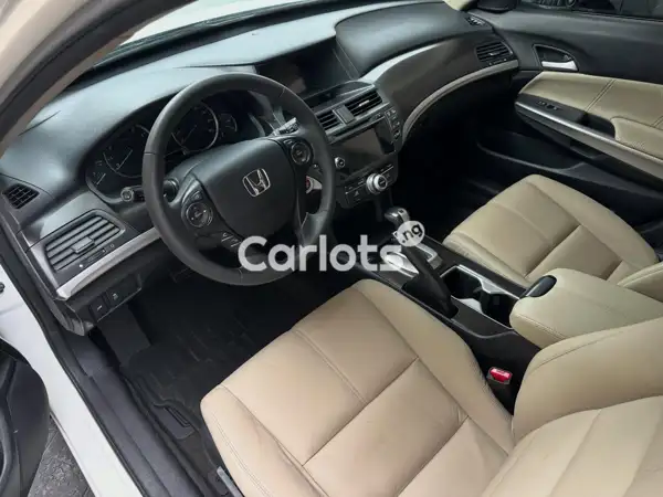 Foreign Used Honda Accord Crosstour 2012 For Sale !!! in Ikeja, Lagos
