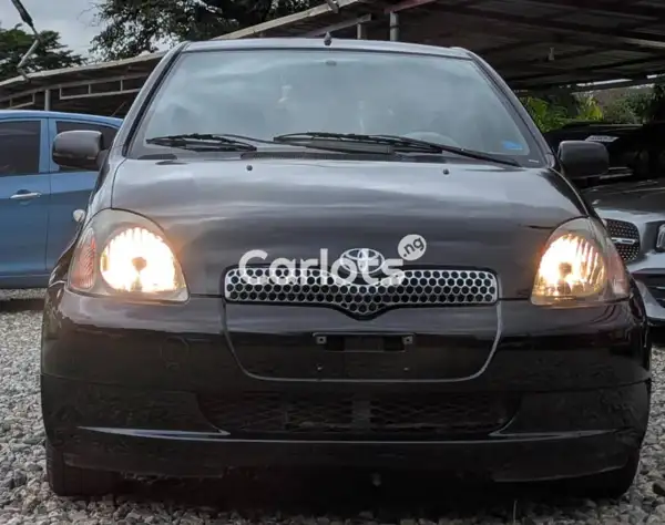 Foreign Used Toyota Yaris 2004 For Sale in Asokoro, FCT