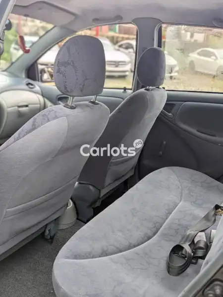 Foreign Used Toyota Yaris 2004 For Sale in Asokoro, FCT - thumbnail 4