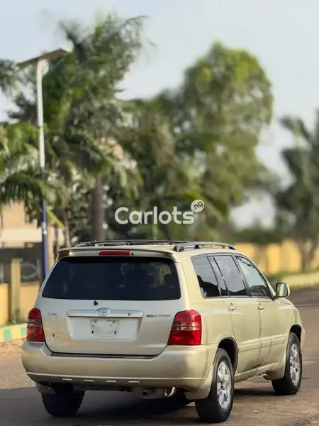 Nigerian Used Toyota Highlander for sale in Ajaokuta, Kogi - thumbnail 6