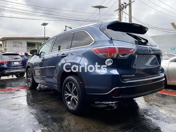 Foreign Used Toyota Highlander for sale in Ajaokuta, Kogi - thumbnail 5