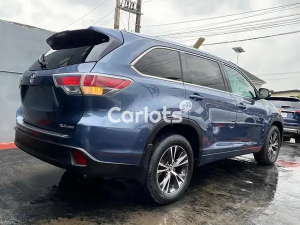 Foreign Used Toyota Highlander for sale in Ajaokuta, Kogi - thumbnail 6