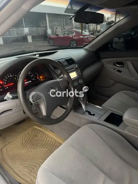 Nigerian Used Toyota Camry for sale in Ajaokuta, Kogi - thumbnail 2