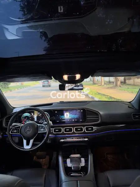 Foreign Used 2022 GLE350 Mercedes – Refined Comfort and Road Presence for sale in Asokoro, FCT - thumbnail 5