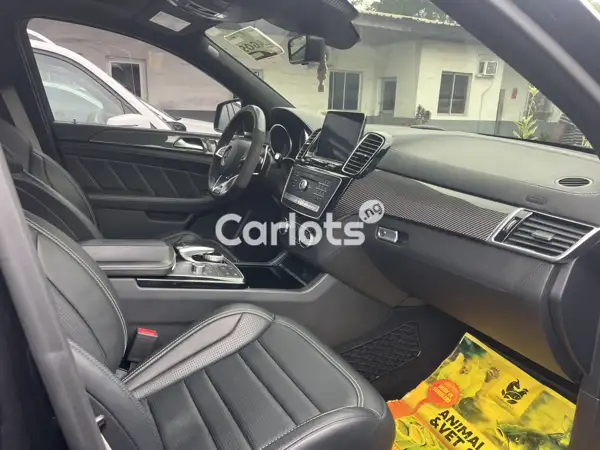 Foreign Used 2019 Mercedes Benz GLE63s for sale in Apapa, Lagos - thumbnail 3