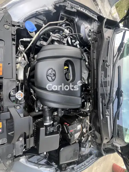 Foreign used 2018 Toyota Yaris for sale in Apapa, Lagos - thumbnail 5